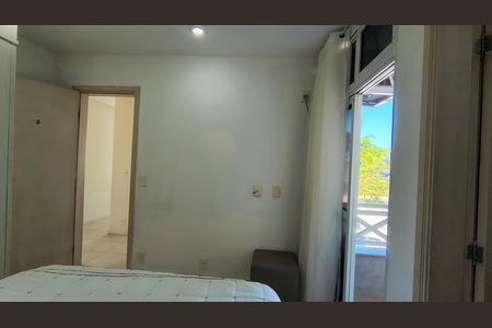 Casa de condomínio à venda com 289m², 3 quartos e 4 vagas Casa de condomínio à venda com 289m², 3 quartos e 4 vagasSuíte 2