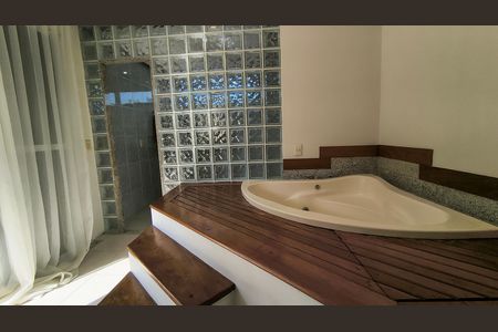 Casa de condomínio à venda com 289m², 3 quartos e 4 vagas Casa de condomínio à venda com 289m², 3 quartos e 4 vagasSuíte 1