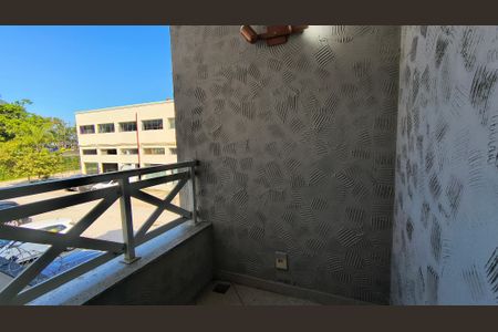 Casa de condomínio à venda com 289m², 3 quartos e 4 vagas Casa de condomínio à venda com 289m², 3 quartos e 4 vagasVaranda da Suíte 2