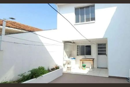 Casa para alugar com 120m², 3 quartos e 2 vagasFachada