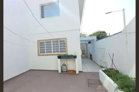Casa para alugar com 120m², 3 quartos e 2 vagasÁrea externa