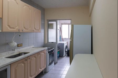 Apartamento para alugar com 76m², 2 quartos e 1 vaga Apartamento para alugar com 76m², 2 quartos e 1 vagaCozinha