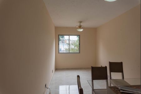 Apartamento para alugar com 76m², 2 quartos e 1 vaga Apartamento para alugar com 76m², 2 quartos e 1 vagaSala