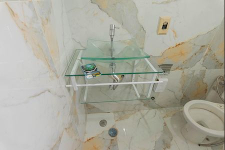 Apartamento para alugar com 76m², 2 quartos e 1 vaga Apartamento para alugar com 76m², 2 quartos e 1 vagaBanheiro