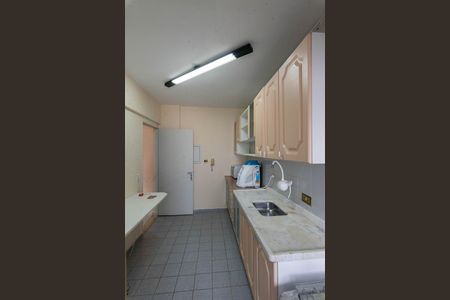 Apartamento para alugar com 76m², 2 quartos e 1 vaga Apartamento para alugar com 76m², 2 quartos e 1 vagaCozinha