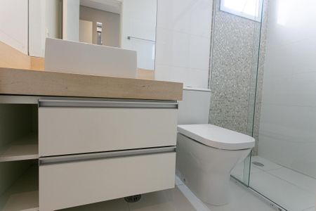 Apartamento para alugar com 95m², 3 quartos e 2 vagas Apartamento para alugar com 95m², 3 quartos e 2 vagasBanheiro da Suíte
