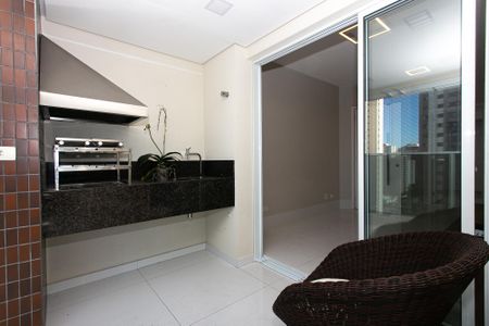 Apartamento para alugar com 95m², 3 quartos e 2 vagas Apartamento para alugar com 95m², 3 quartos e 2 vagasVaranda gourmet