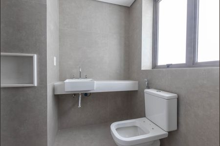 Apartamento à venda com 80m², 2 quartos e 2 vagas Apartamento à venda com 80m², 2 quartos e 2 vagasBanheiro