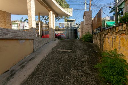 Casa à venda com 441m², 7 quartos e 6 vagas Casa à venda com 441m², 7 quartos e 6 vagasGaragem