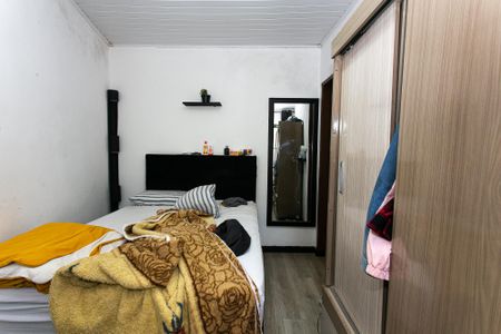 Casa à venda com 441m², 7 quartos e 6 vagas Casa à venda com 441m², 7 quartos e 6 vagasCasa 2 - Quarto 2