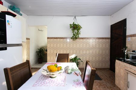 Casa à venda com 441m², 7 quartos e 6 vagas Casa à venda com 441m², 7 quartos e 6 vagasCasa 2 - Cozinha