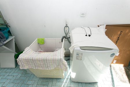 Casa à venda com 441m², 7 quartos e 6 vagas Casa à venda com 441m², 7 quartos e 6 vagasCasa 1 - Área de Serviço