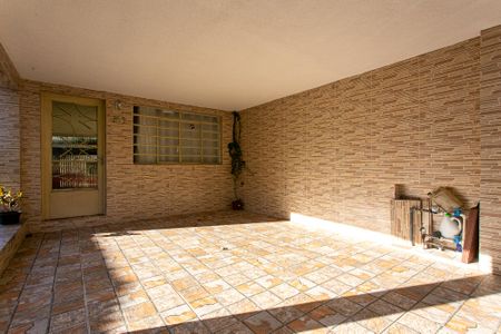 Casa à venda com 441m², 7 quartos e 6 vagas Casa à venda com 441m², 7 quartos e 6 vagasGaragem