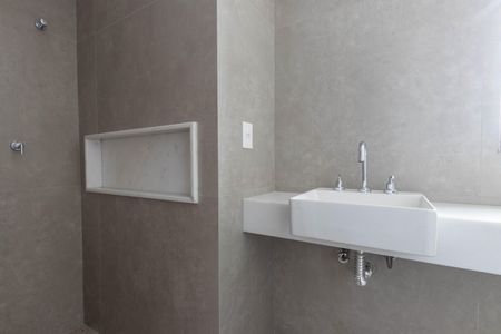 Apartamento à venda com 80m², 2 quartos e 2 vagas Apartamento à venda com 80m², 2 quartos e 2 vagasBanheiro
