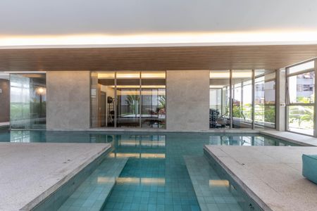 Apartamento à venda com 80m², 2 quartos e 2 vagas Apartamento à venda com 80m², 2 quartos e 2 vagasPiscina Coberta