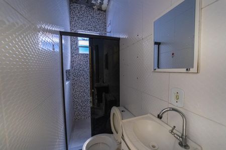 Casa para alugar com 58m², 2 quartos e sem vaga Casa para alugar com 58m², 2 quartos e sem vagaBanheiro