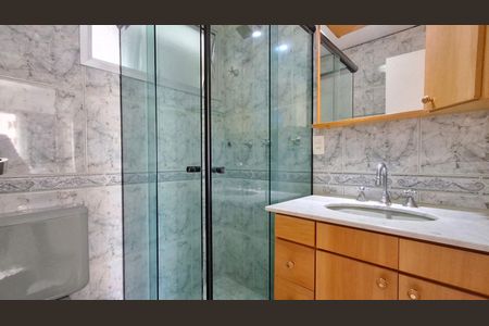 Apartamento à venda com 75m², 3 quartos e 1 vagaBanheiro da Suíte