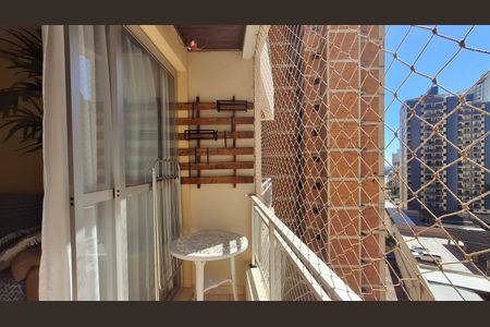 Apartamento à venda com 75m², 3 quartos e 1 vagaVaranda