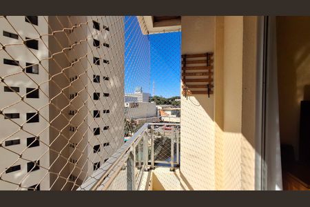Apartamento à venda com 75m², 3 quartos e 1 vagaVaranda