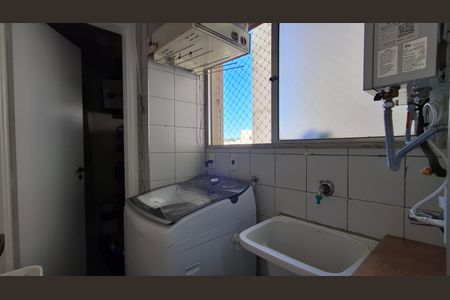 Apartamento à venda com 75m², 3 quartos e 1 vagaÁrea de Serviço
