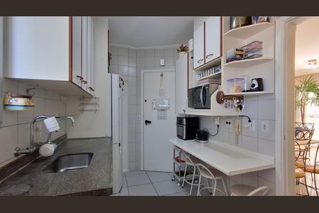Apartamento à venda com 75m², 3 quartos e 1 vagaCozinha