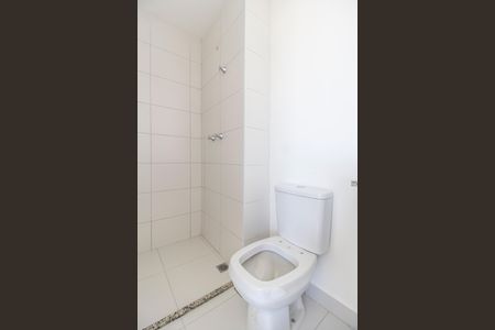 Apartamento para alugar com 55m², 2 quartos e 2 vagas Apartamento para alugar com 55m², 2 quartos e 2 vagasBanheiro social
