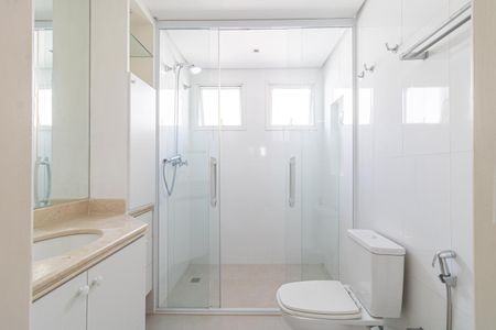 Apartamento para alugar com 173m², 3 quartos e 3 vagasBaneheiro da Suíte 1