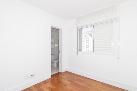 Apartamento para alugar com 173m², 3 quartos e 3 vagasQuarto Suíte 2