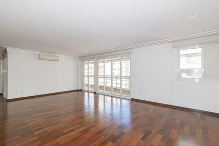 Apartamento para alugar com 173m², 3 quartos e 3 vagasSala