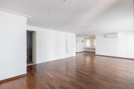 Apartamento para alugar com 173m², 3 quartos e 3 vagasSala