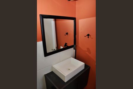 Apartamento para alugar com 40m², 2 quartos e sem vagaDetalhe - Banheiro Social