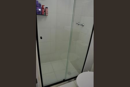 Apartamento para alugar com 40m², 2 quartos e sem vagaDetalhe - Banheiro Social