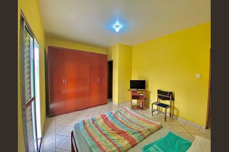Casa à venda com 100m², 3 quartos e 2 vagas