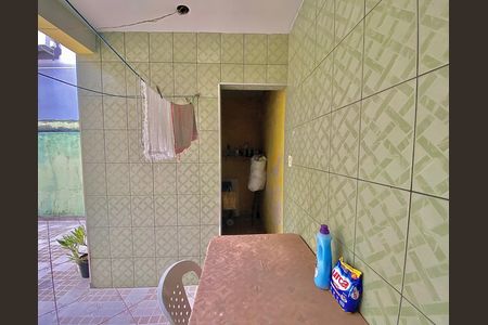 Casa à venda com 100m², 3 quartos e 2 vagas