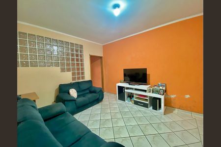 Casa à venda com 100m², 3 quartos e 2 vagas