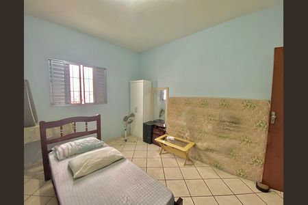 Casa à venda com 100m², 3 quartos e 2 vagas