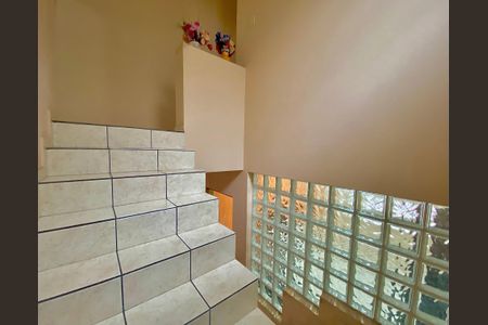 Casa à venda com 100m², 3 quartos e 2 vagas