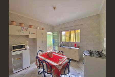 Casa à venda com 100m², 3 quartos e 2 vagas