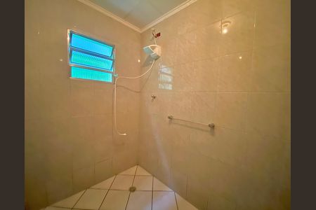 Casa à venda com 100m², 3 quartos e 2 vagas