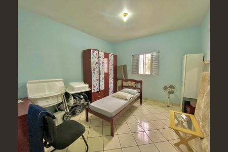 Casa à venda com 100m², 3 quartos e 2 vagas