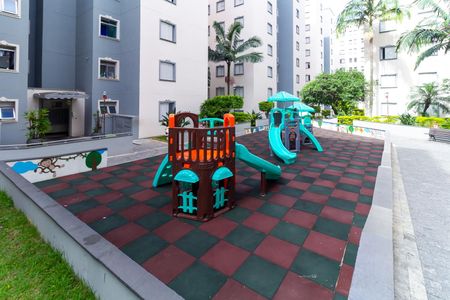 Apartamento para alugar com 61m², 3 quartos e 1 vagaÁrea comum - Playground