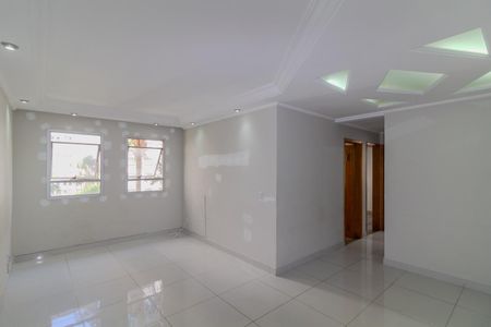 Sala de apartamento para alugar com 3 quartos, 61m² em Vila Industrial, São Paulo