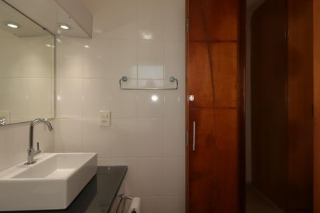 Apartamento para alugar com 71m², 3 quartos e 1 vagaBanheiro da Suíte