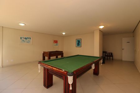 Apartamento para alugar com 71m², 3 quartos e 1 vagaÁrea Comum - Salão de Jogos