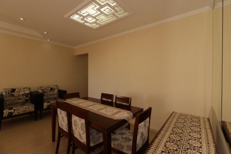 Apartamento para alugar com 71m², 3 quartos e 1 vagaSala