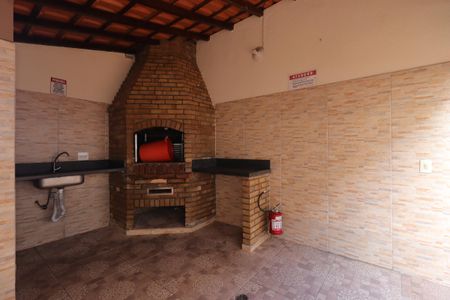 Apartamento para alugar com 71m², 3 quartos e 1 vagaÁrea Comum - Churrasqueira