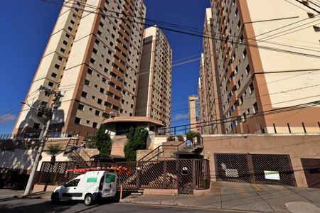 Apartamento para alugar com 71m², 3 quartos e 1 vagaFachada