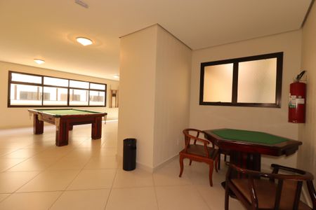 Apartamento para alugar com 71m², 3 quartos e 1 vagaÁrea Comum - Salão de Jogos
