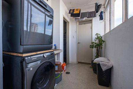 Apartamento à venda com 87m², 2 quartos e 1 vaga Apartamento à venda com 87m², 2 quartos e 1 vagaÁrea de Serviço