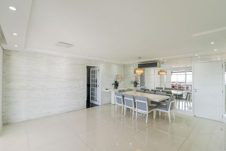Apartamento à venda com 139m², 3 quartos e 2 vagas Apartamento à venda com 139m², 3 quartos e 2 vagasSala